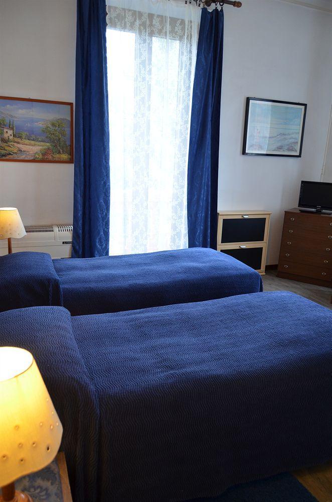 Albergo Chiara Savignone Eksteriør billede