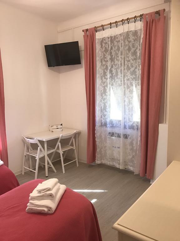 Albergo Chiara Savignone Eksteriør billede